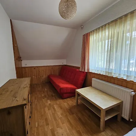 61 Jasna Tatil Evi
